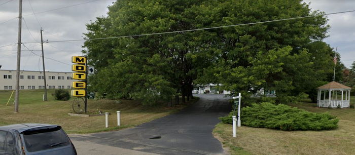 Williamston Inn (Indian Head Motel) - Web Listing (newer photo)